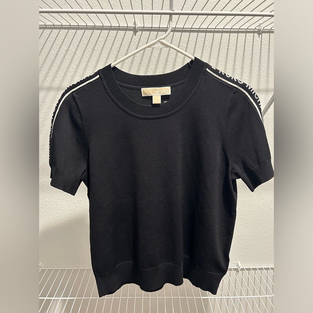 🆕 MICHAEL KORS LOGO TAPE TEXTURED KNIT SHORT SLEEVE SWEATER